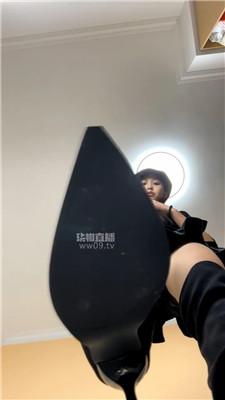 【黑喵】靴子裸足羞辱炸J    251207-10