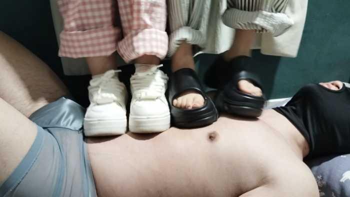 学生太妹踩踏小沈 YC-250504