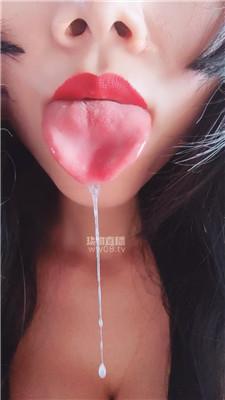 【兔粉粉】口水诱惑咀嚼喂食    251201-24