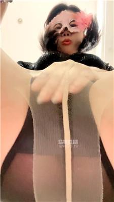 【红颜】胯下诱惑    251129-18