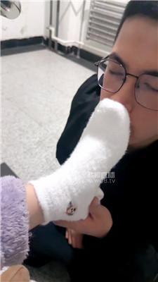 【海海】商场偷偷舔脚 bf59535