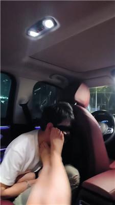 【萝莉收割机】学生妹白袜车内调 JS251202-31