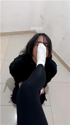 【素人挖掘机】健身后原味鞋袜辱 JS251202-29