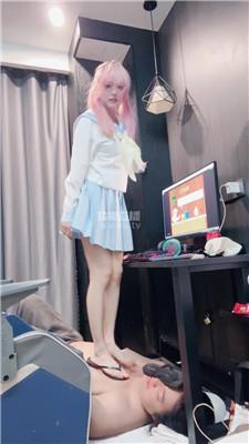 【玉子sama】网瘾少女的脚垫 bf59507