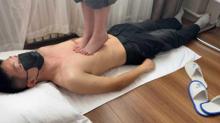 【低价福利】研究生裸足踩踏(2) YC-250419-8 【低价福利】研究生裸足踩踏(2) YC-250419-8
