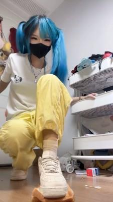 【1080P】芃芃大人高清第一视角羞辱合集 bf52517