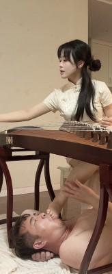 model~~筝仙琴月 弹筝调狗 YC-250415-2
