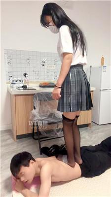 【阳yang酱】JK小主黑丝踩喂食 bf59429